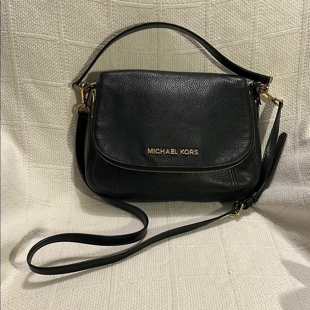 MICHAEL KORS Black Crossbody Bag